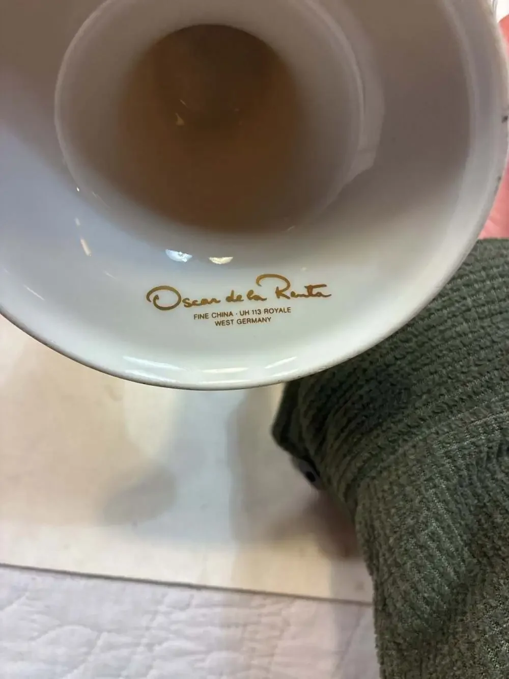 Oscar de la Renta UH 113 Royale Fine China West Germany Compote Bowl Pedestal Re